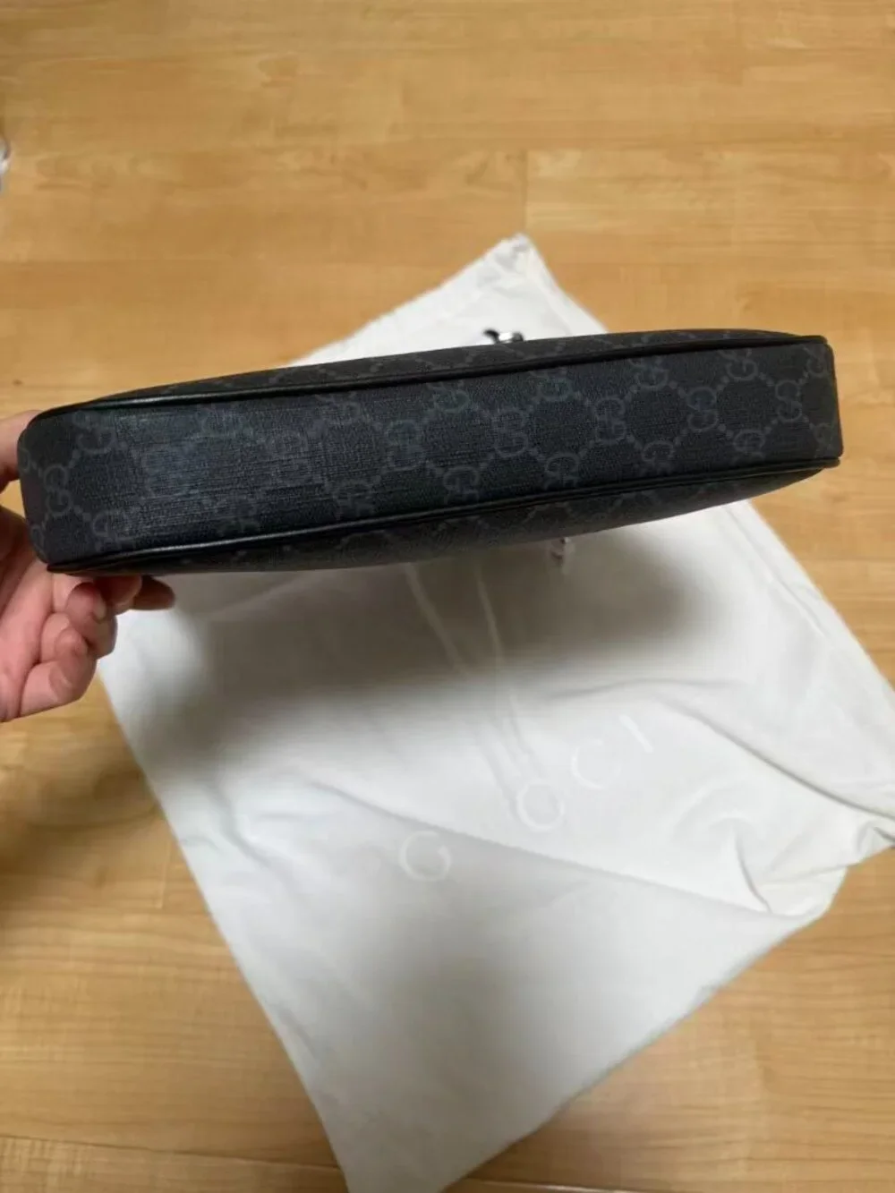unisex gucci messenger bag